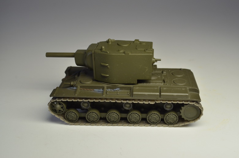 Модель танка в масштабе 1:72. Материал : металл, пластик