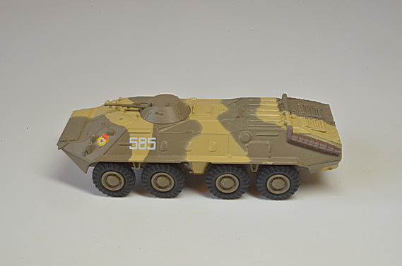 Модель танка в масштабе 1:72. Материал : металл, пластик
