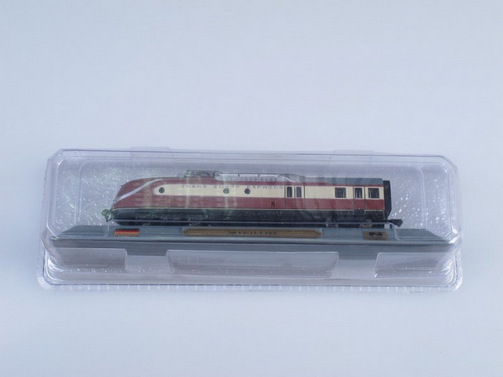 Масштабная модель поезда 1:160. Металл, пластик